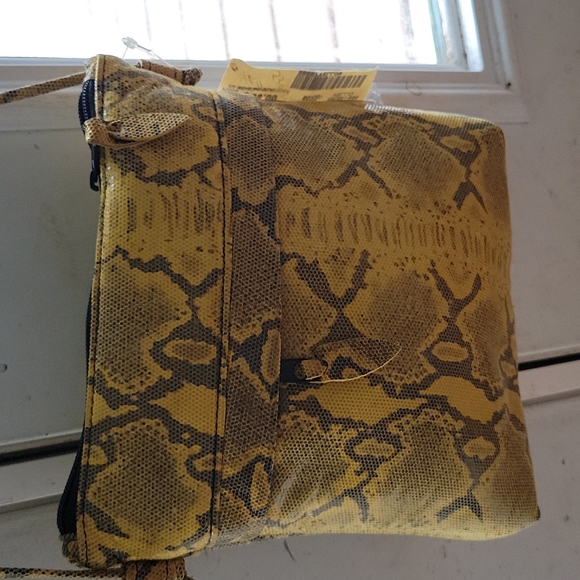 Kami & Co. Beaded Purse - Picture 2 of 4